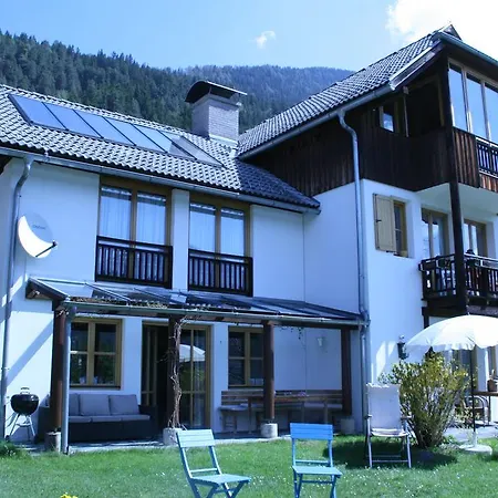Villa Landhaeusl à Weissensee Extérieur photo